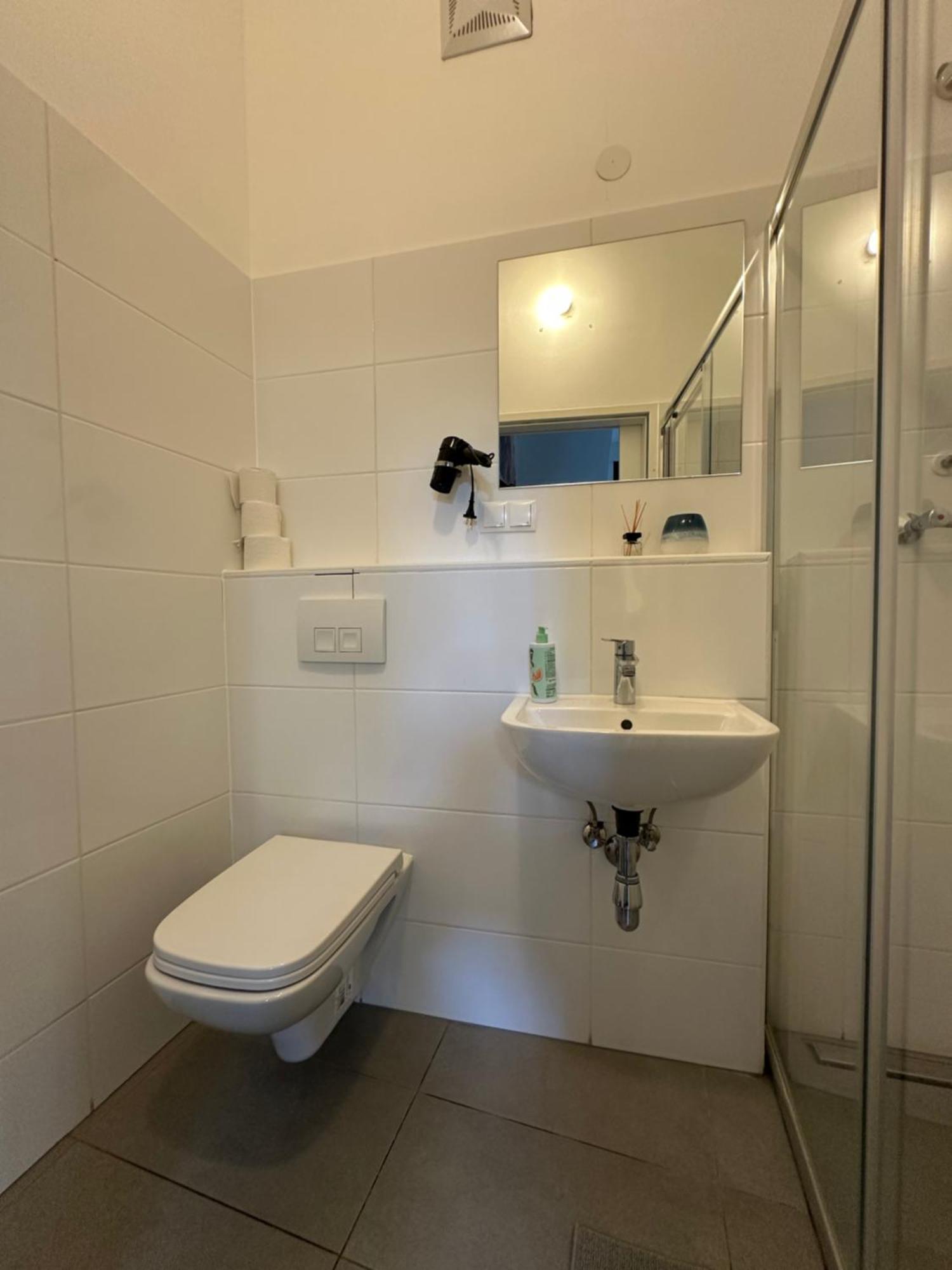 Housingplus Wenen Buitenkant foto